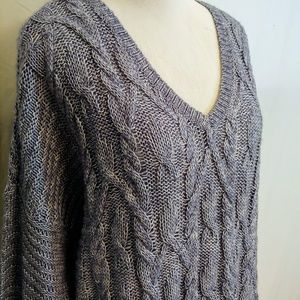 Sweater NWT